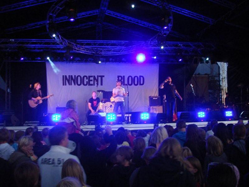 Innocent Blood - Vilde Vulkaner